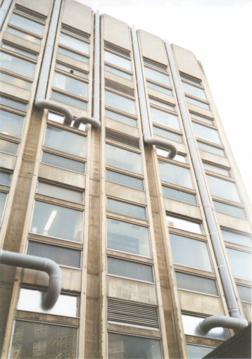 University lab fume cupboard extraction